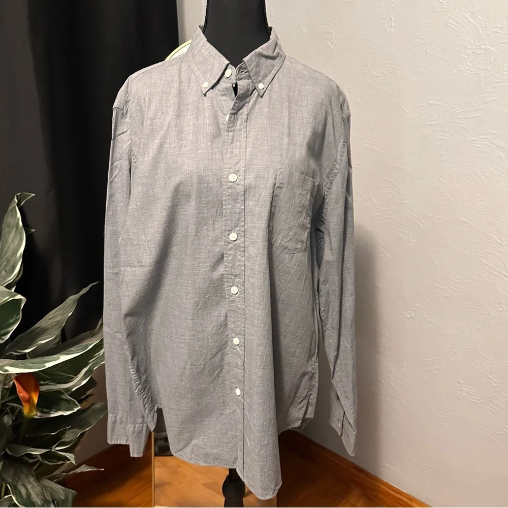 J.Crew Men’s Heathered Gray Button-Down Shirt | Size L